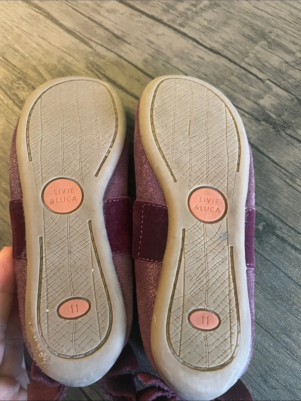 Livie & Luca Aria Ballet Bows Burgundy Shimmer Suede size 11
